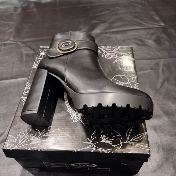 ATALINA PLATFORM BUCKLED SHORT BOOTS - Picture 6 of 15